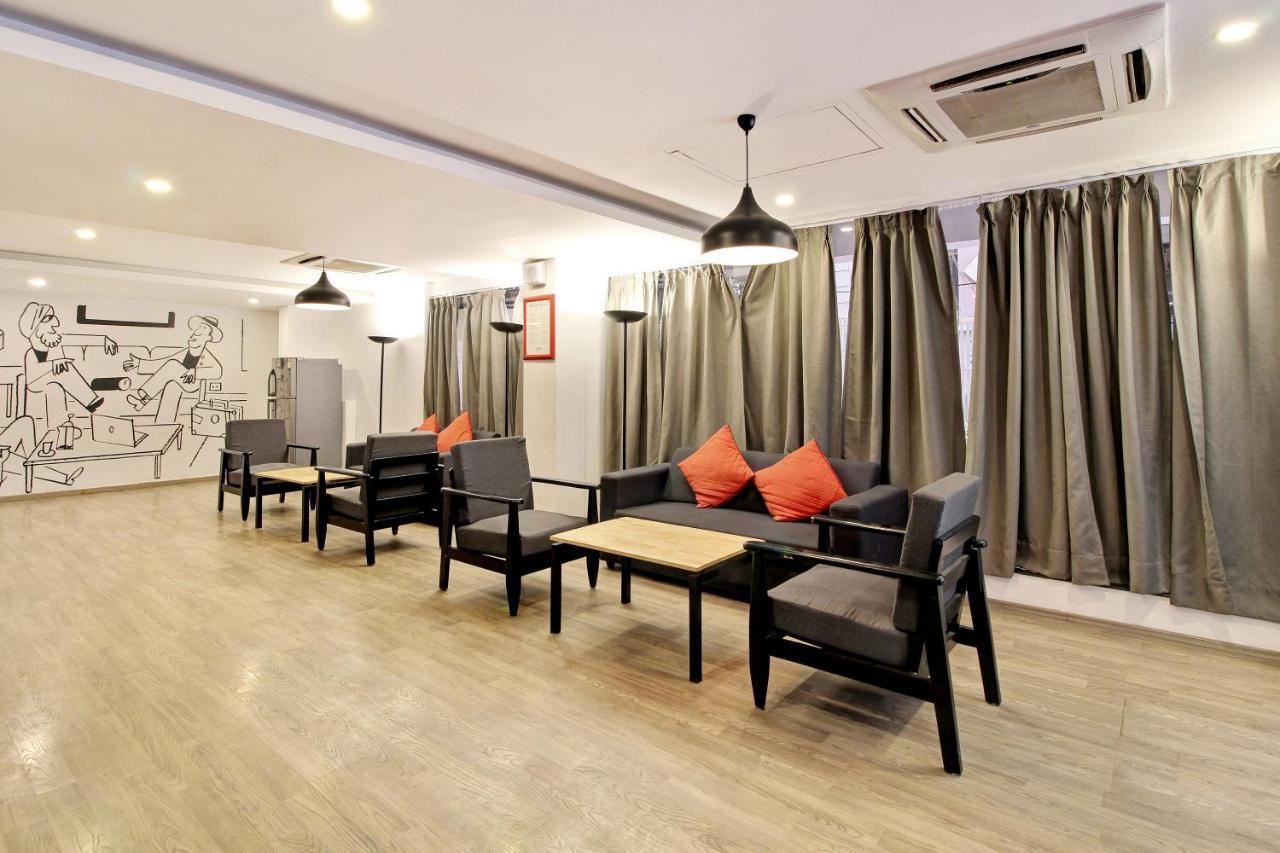 Oyo Townhouse 9 Hitech City Хайдарабад Экстерьер фото