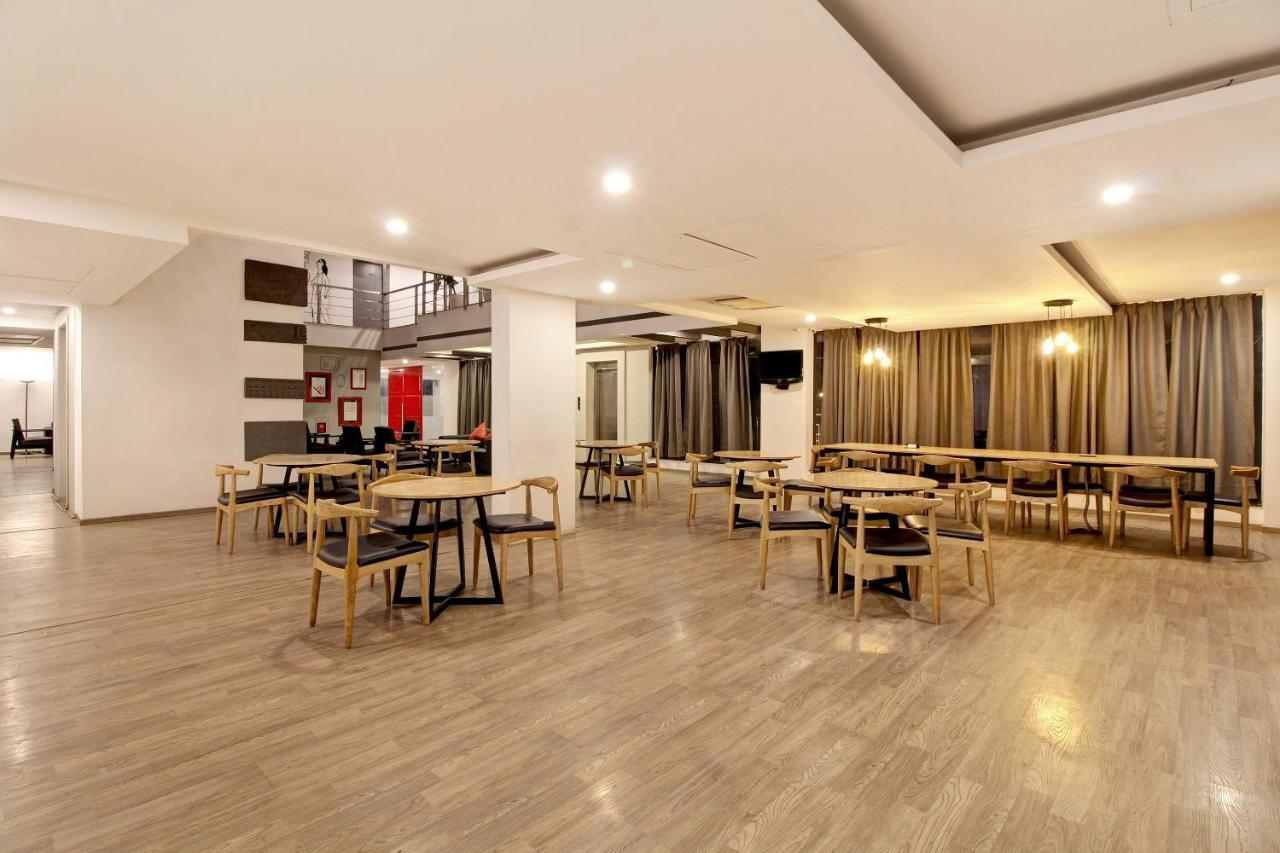 Oyo Townhouse 9 Hitech City Хайдарабад Экстерьер фото